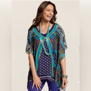 👉🏼Like New👈🏼 Women’s Chico’s Graphic Raj Peri Poncho Top Size:L/XL